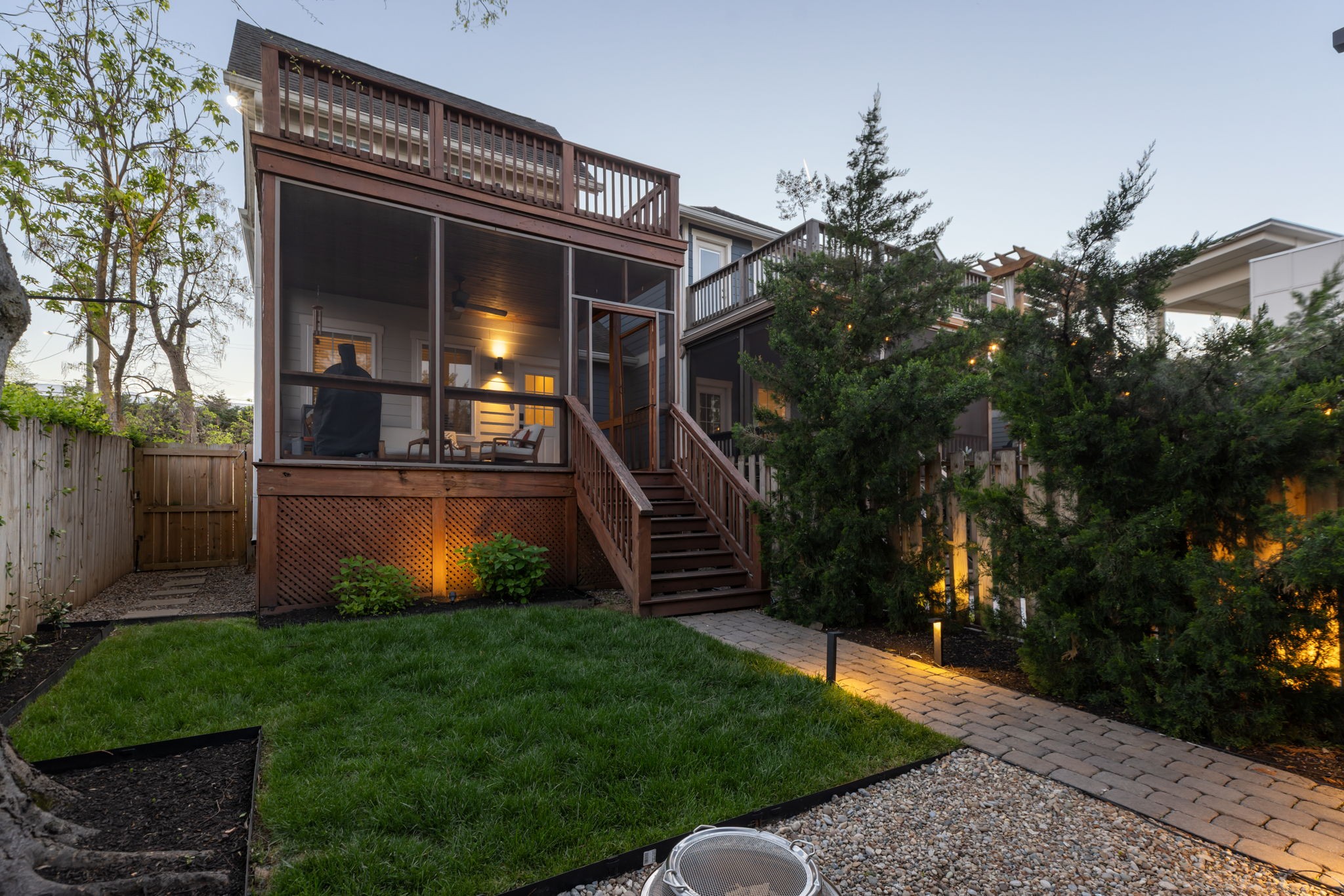 1708A 7th Ave, N Nashville TN 37208