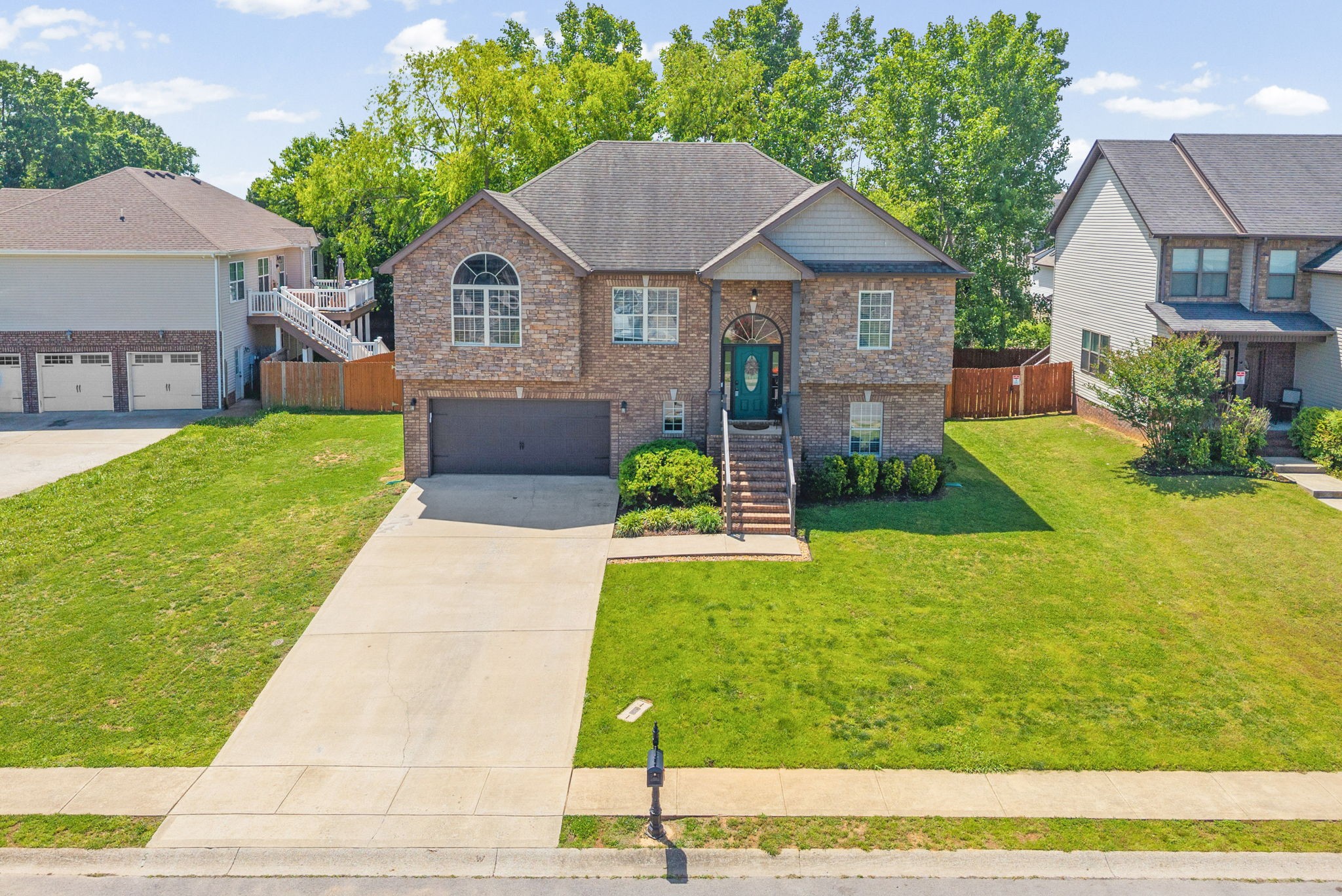 1721 Apache Way Clarksville TN 37042