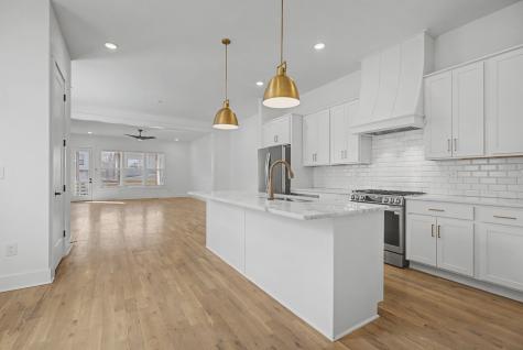 1909A 15th Ave, N Nashville TN 37208