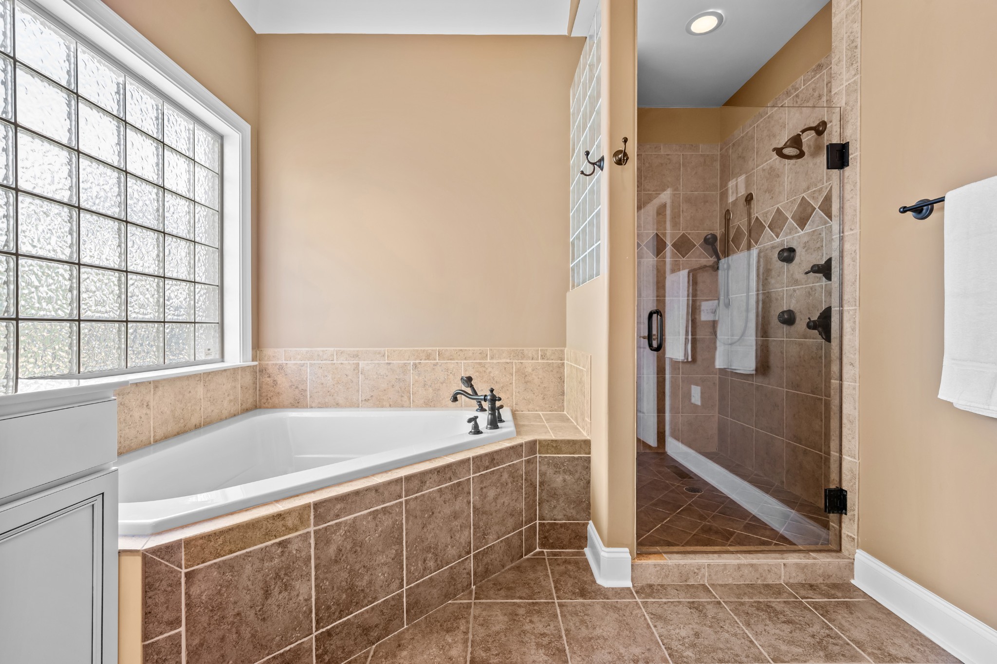 2154 Gorden Crossing Gallatin TN 37066