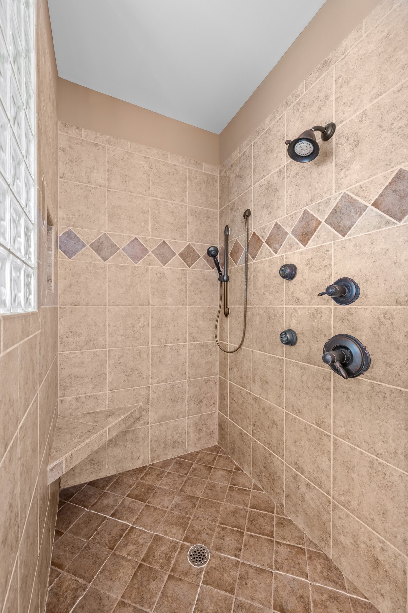 2154 Gorden Crossing Gallatin TN 37066