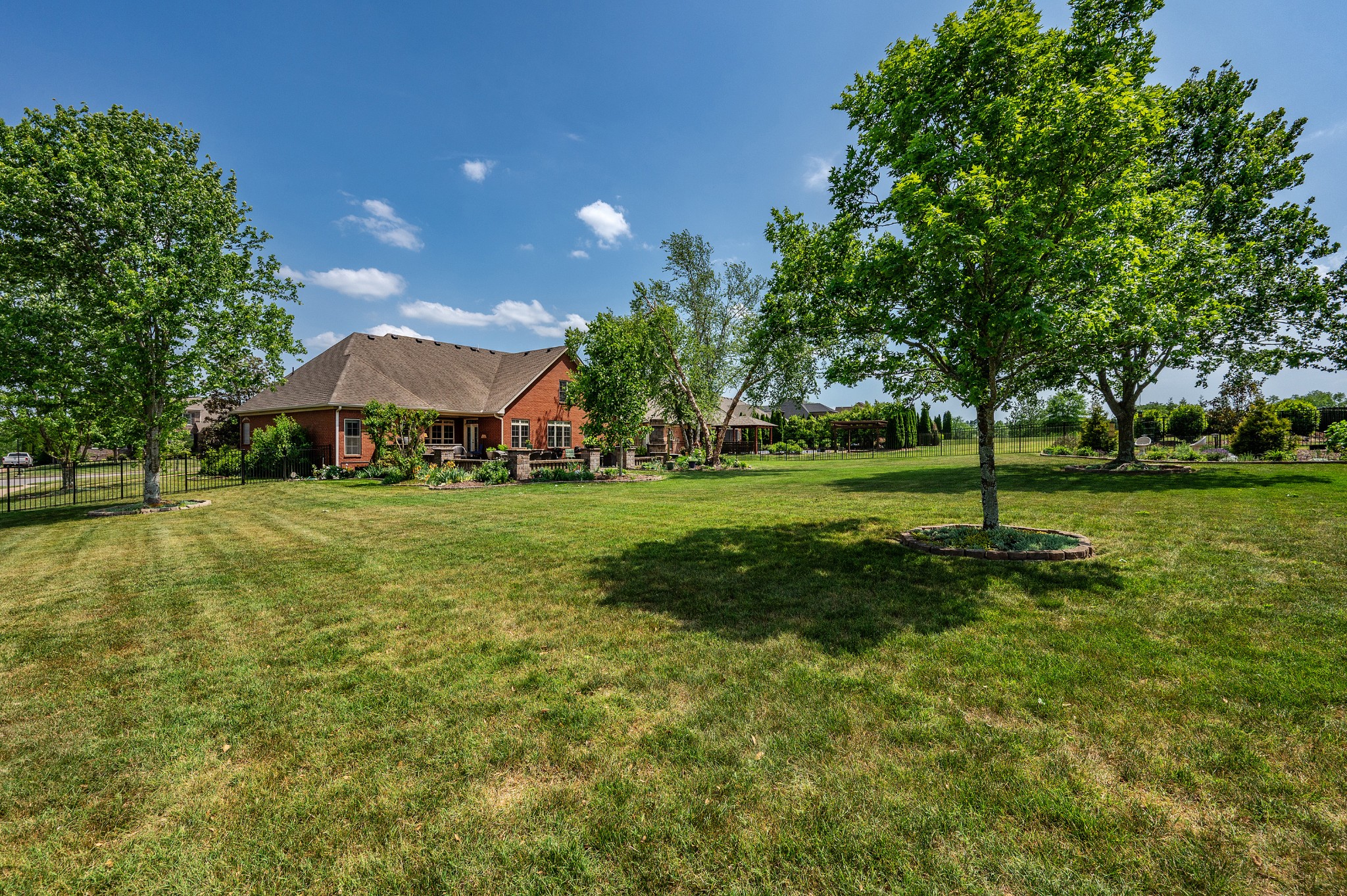 2154 Gorden Crossing Gallatin TN 37066
