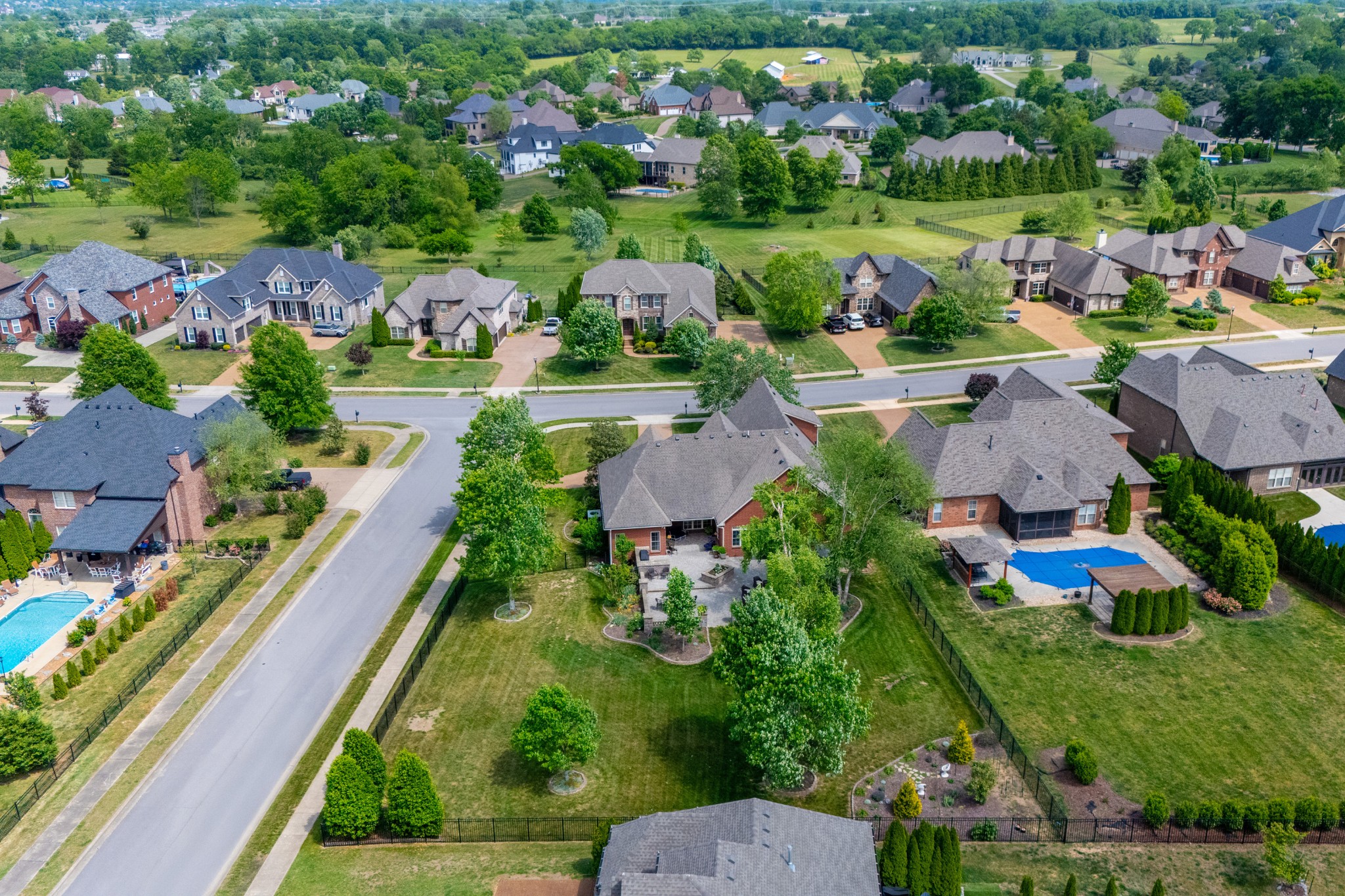 2154 Gorden Crossing Gallatin TN 37066