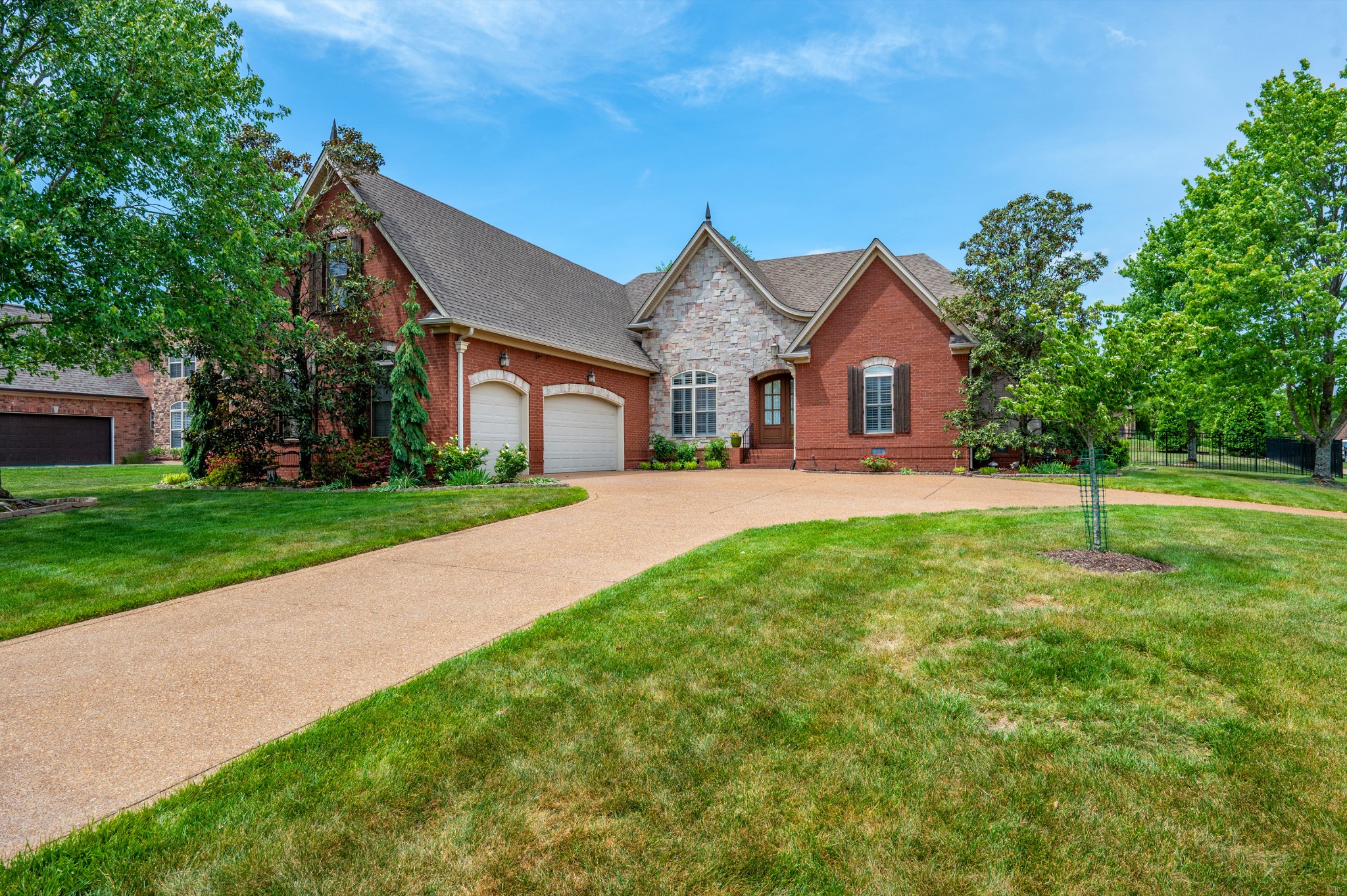 2154 Gorden Crossing Gallatin TN 37066