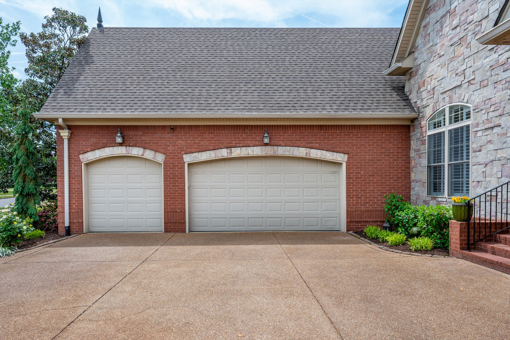 2154 Gorden Crossing Gallatin TN 37066