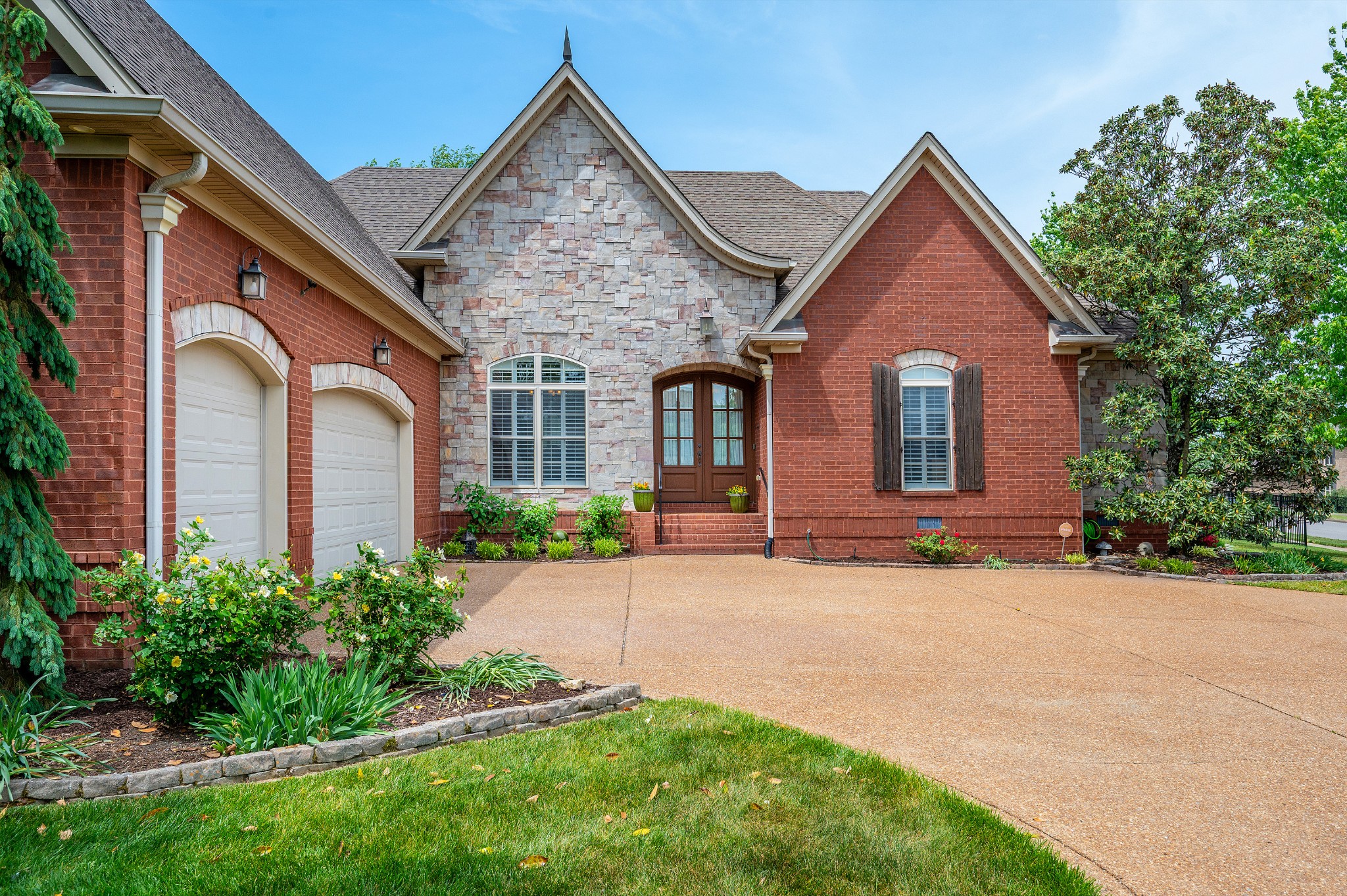 2154 Gorden Crossing Gallatin TN 37066
