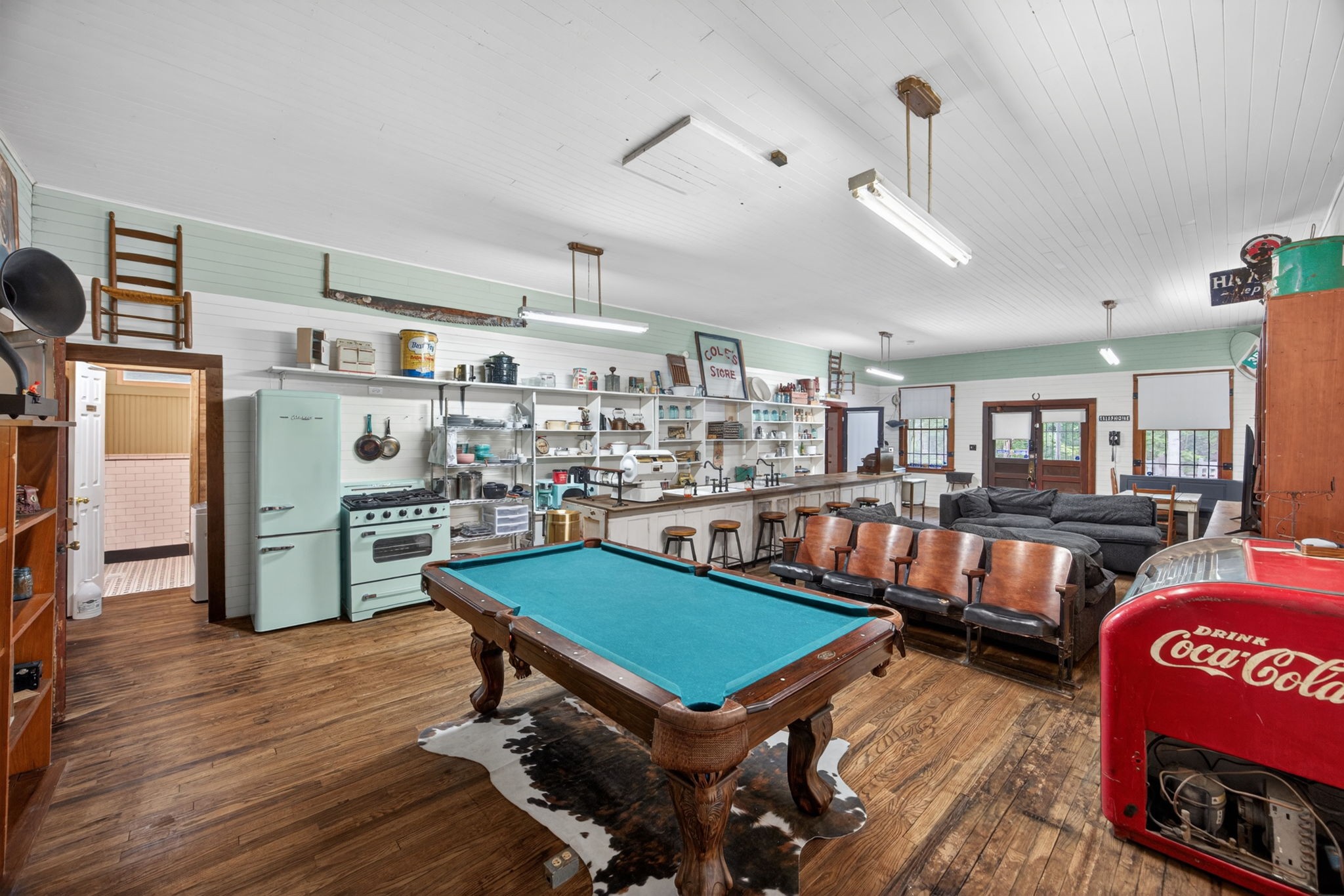 11710 Nashville Highway Baxter TN 38544