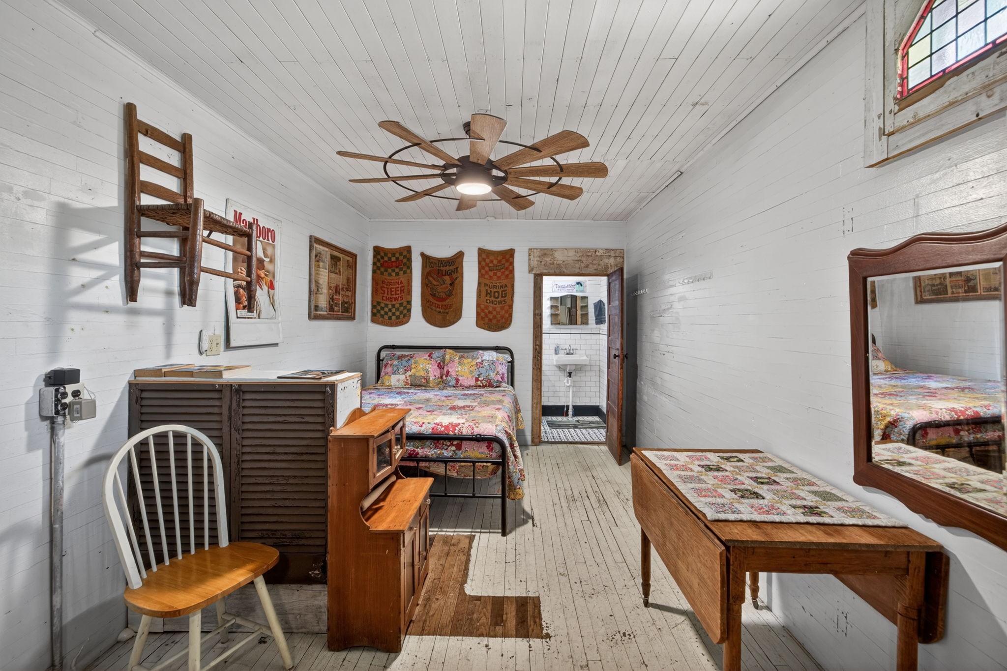 11710 Nashville Highway Baxter TN 38544