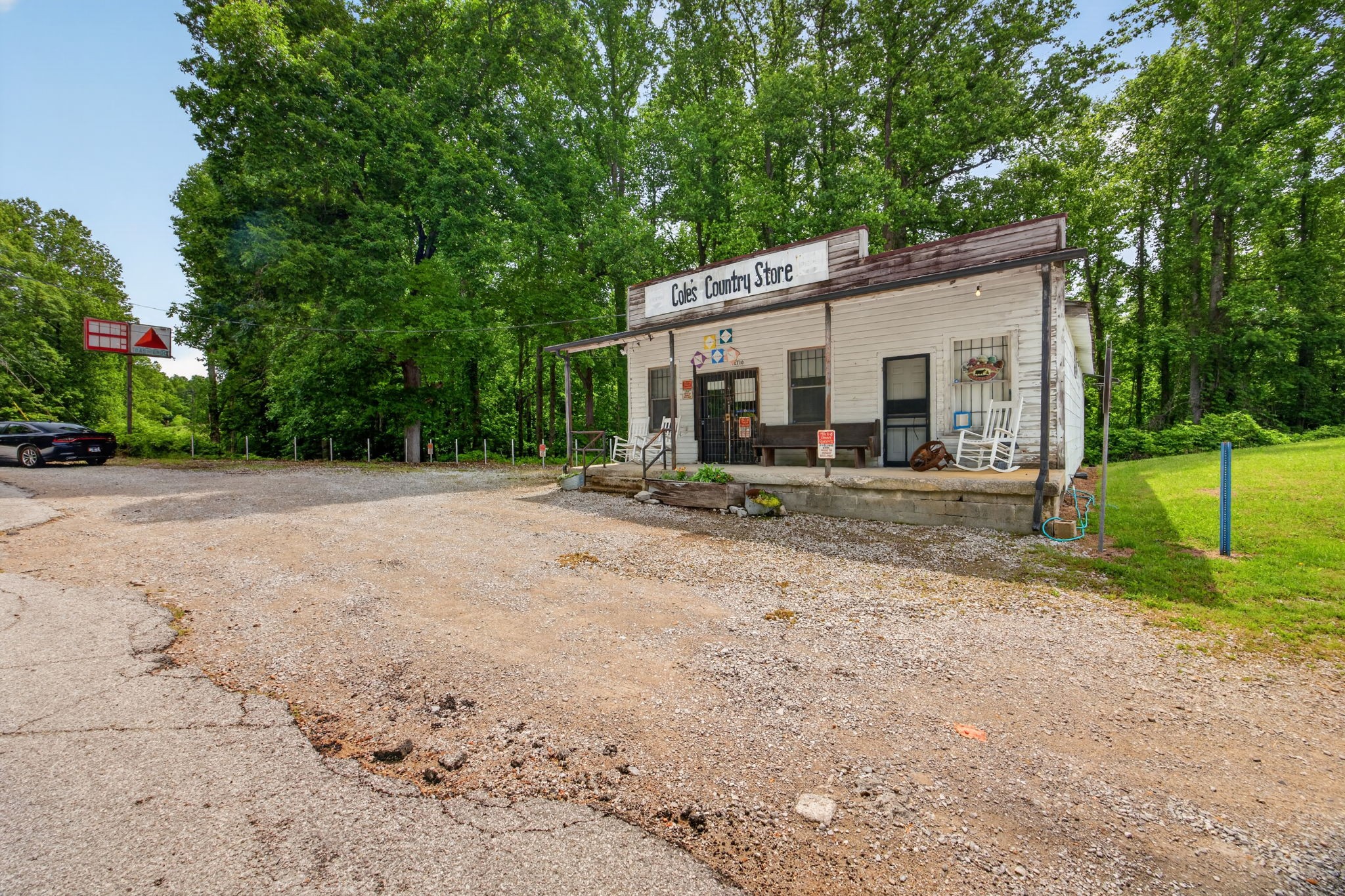 11710 Nashville Highway Baxter TN 38544