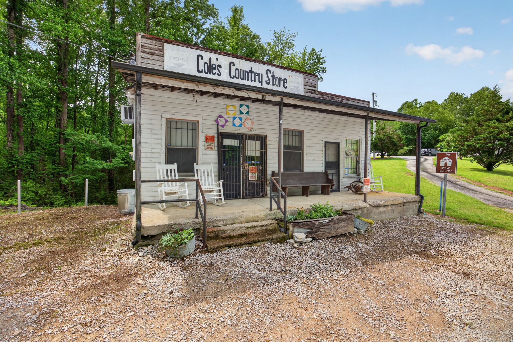 11710 Nashville Highway Baxter TN 38544