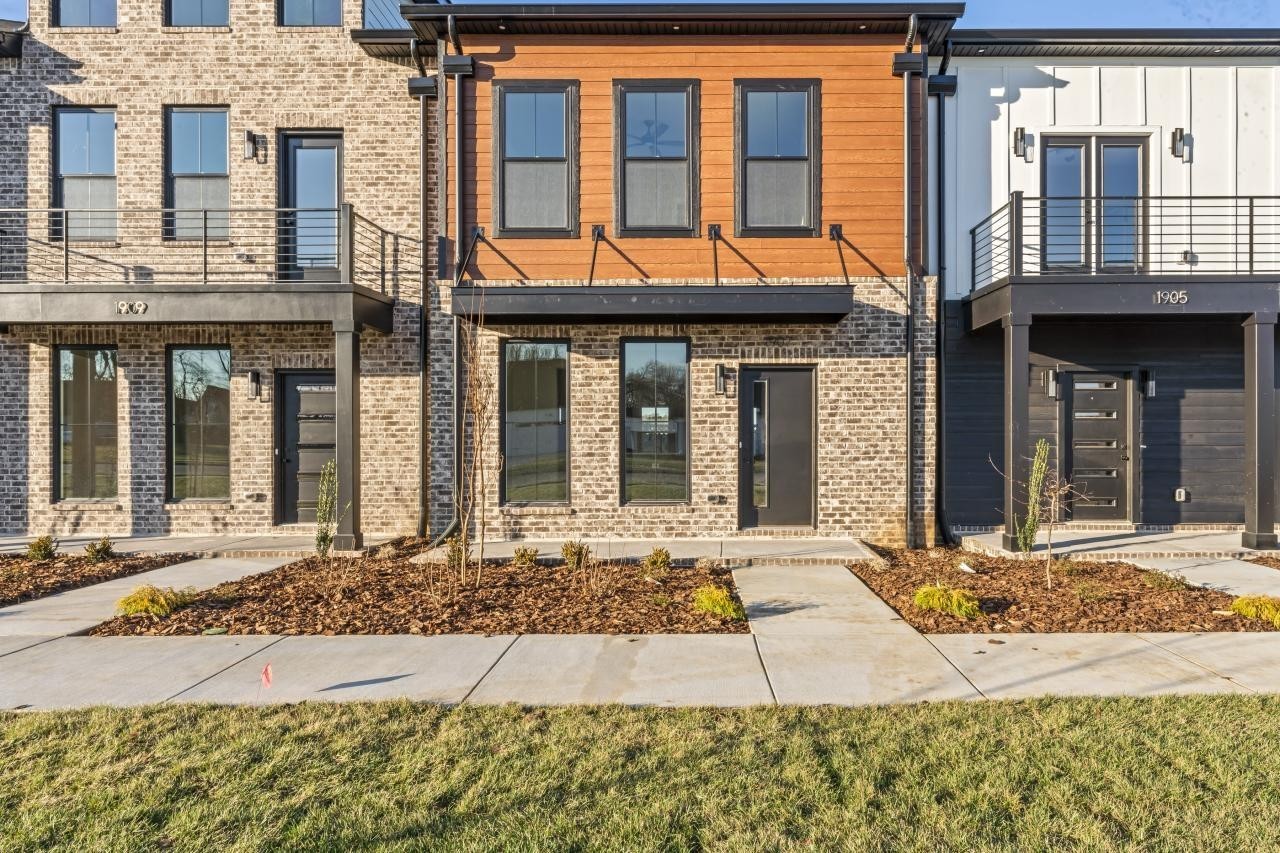 2136 Gracie Bug Loop Murfreesboro TN 37128