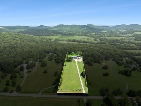 2236 Osburn Road Arrington TN 37014