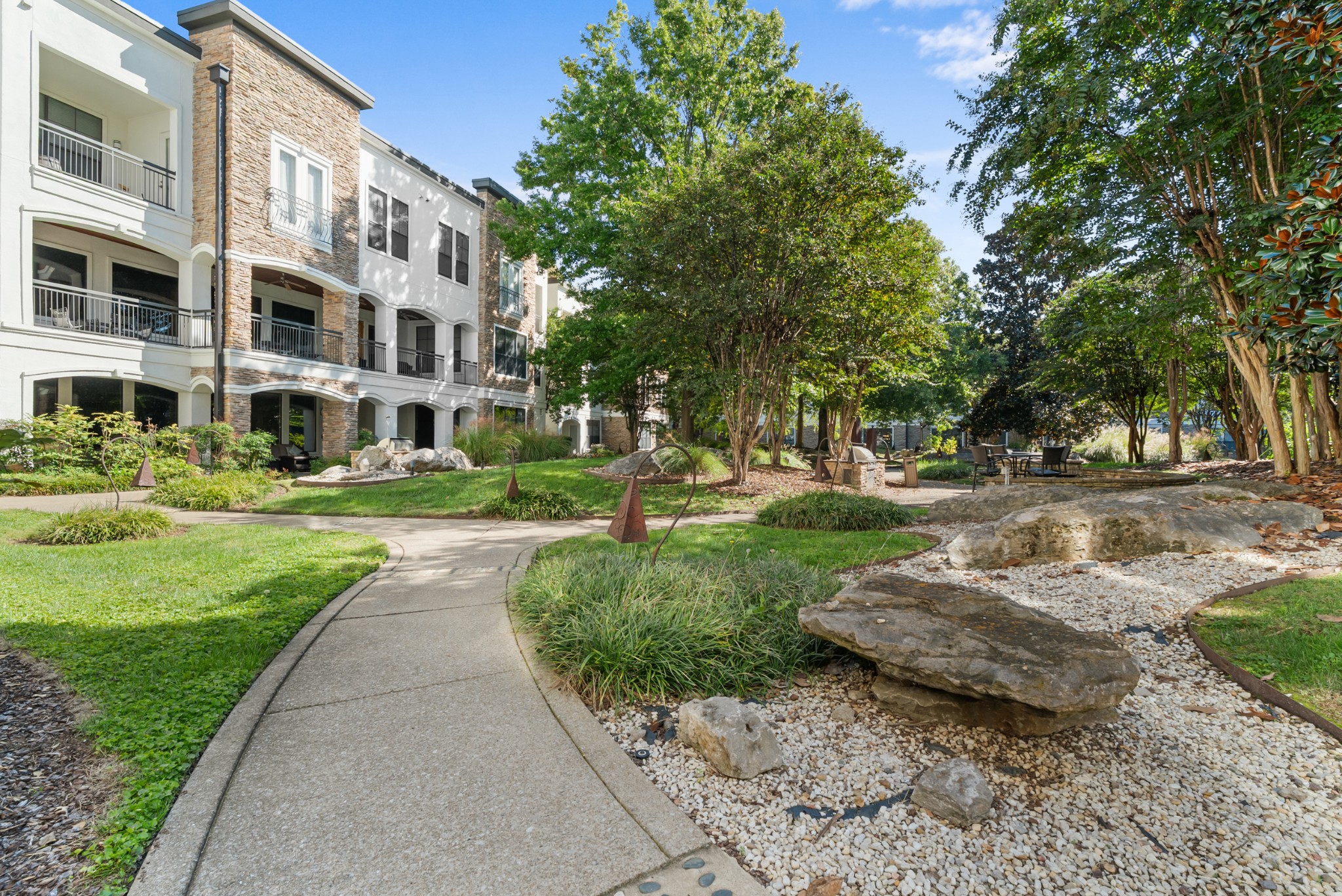 2600 Hillsboro Pike Nashville TN 37212