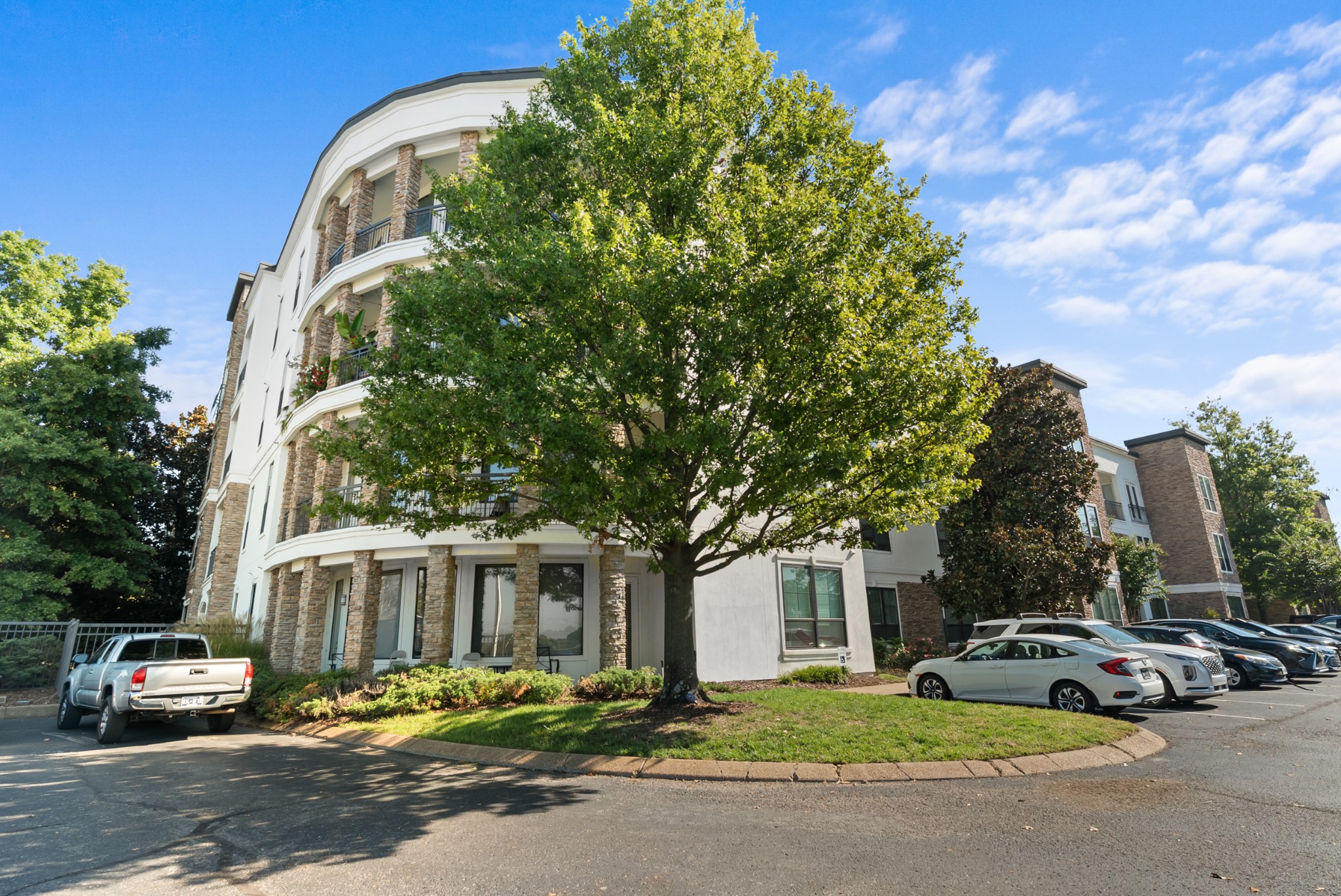 2600 Hillsboro Pike Nashville TN 37212