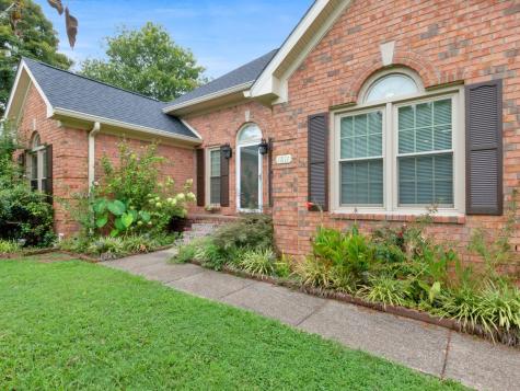 1811 Cascade Court Murfreesboro TN 37127