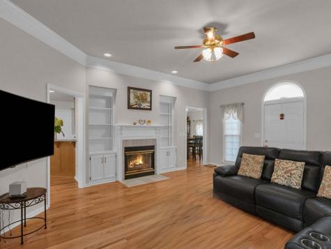 1811 Cascade Court Murfreesboro TN 37127