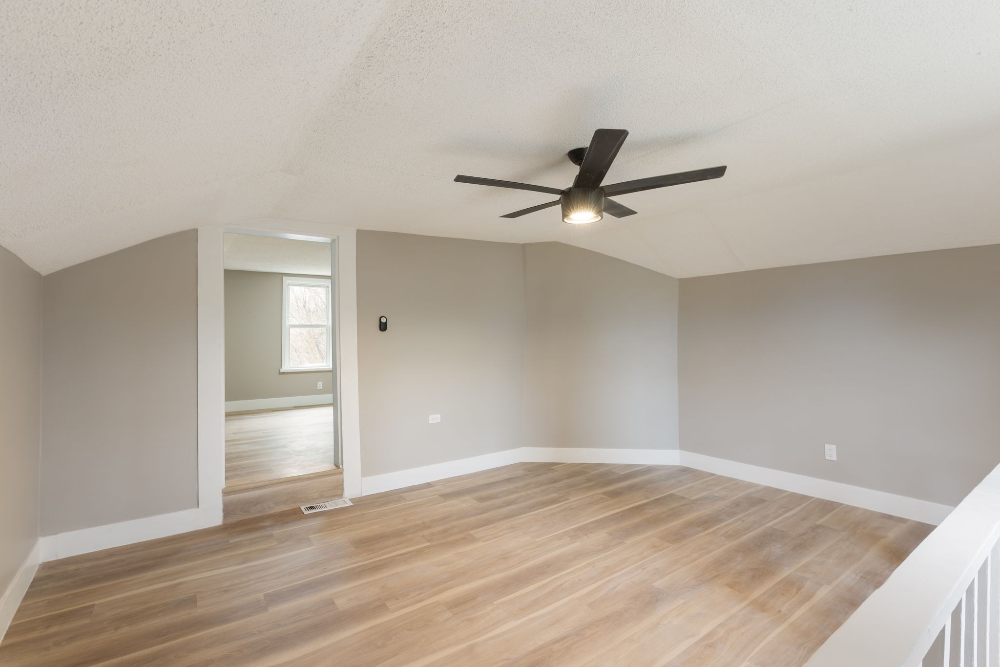 1828 S Main Street Columbia TN 38401