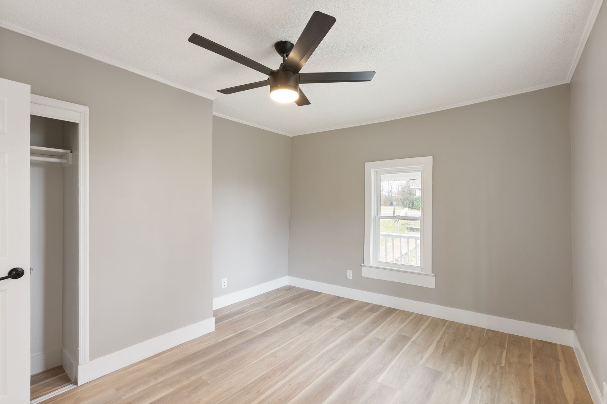 1828 S Main Street Columbia TN 38401