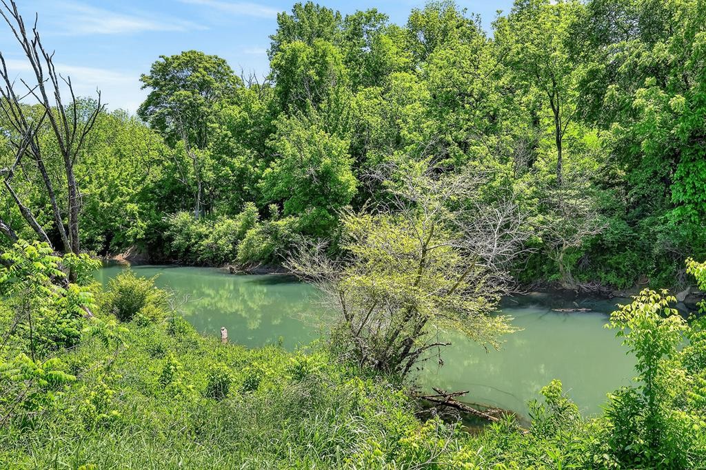 301 Everett St, W Sparta TN 38583