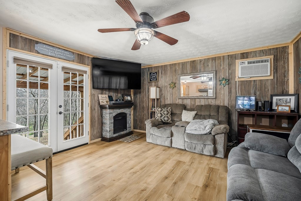 301 Everett St, W Sparta TN 38583