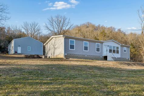 2666 New Harmony Road Hartsville TN 37074