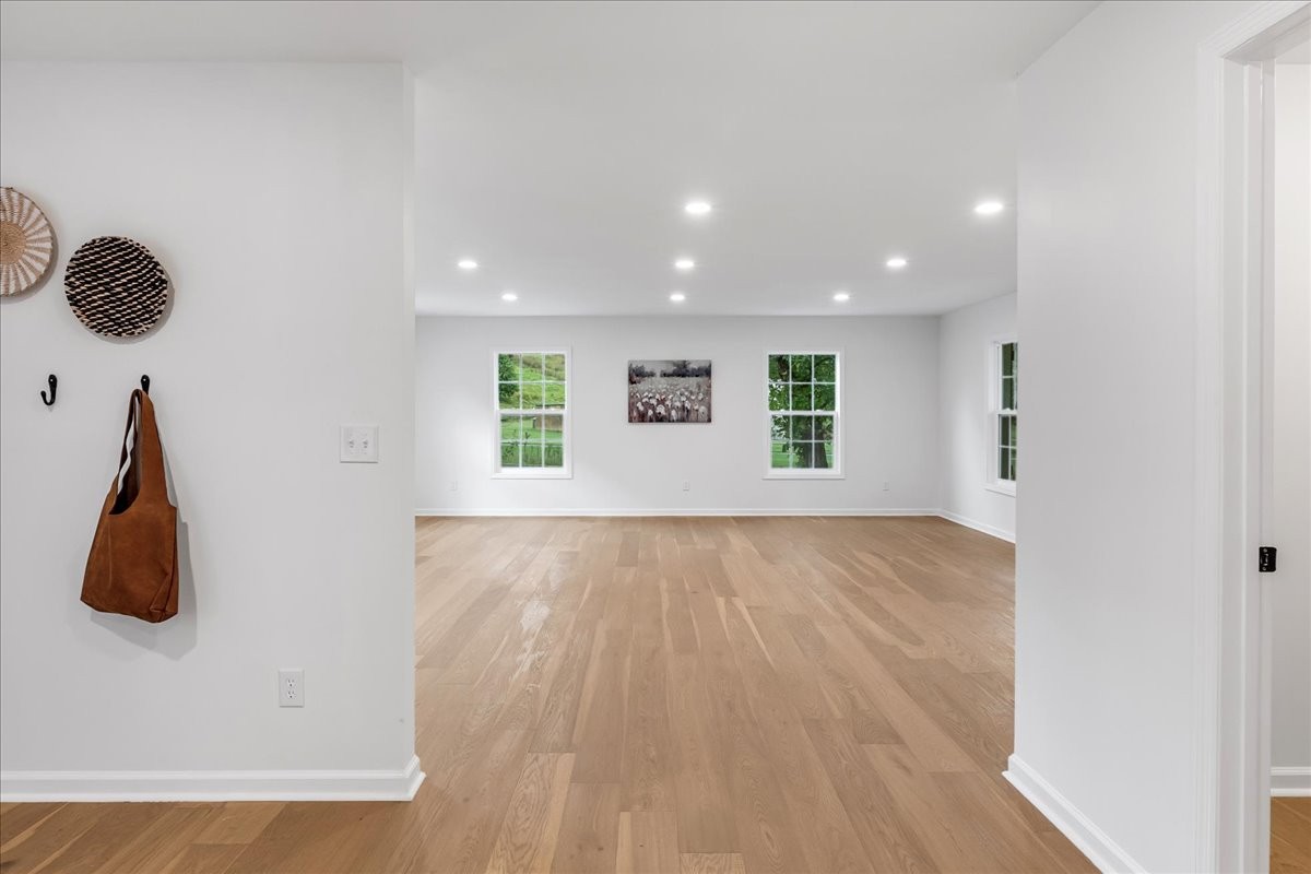 315 Little Creek Road Pleasant Shade TN 37145