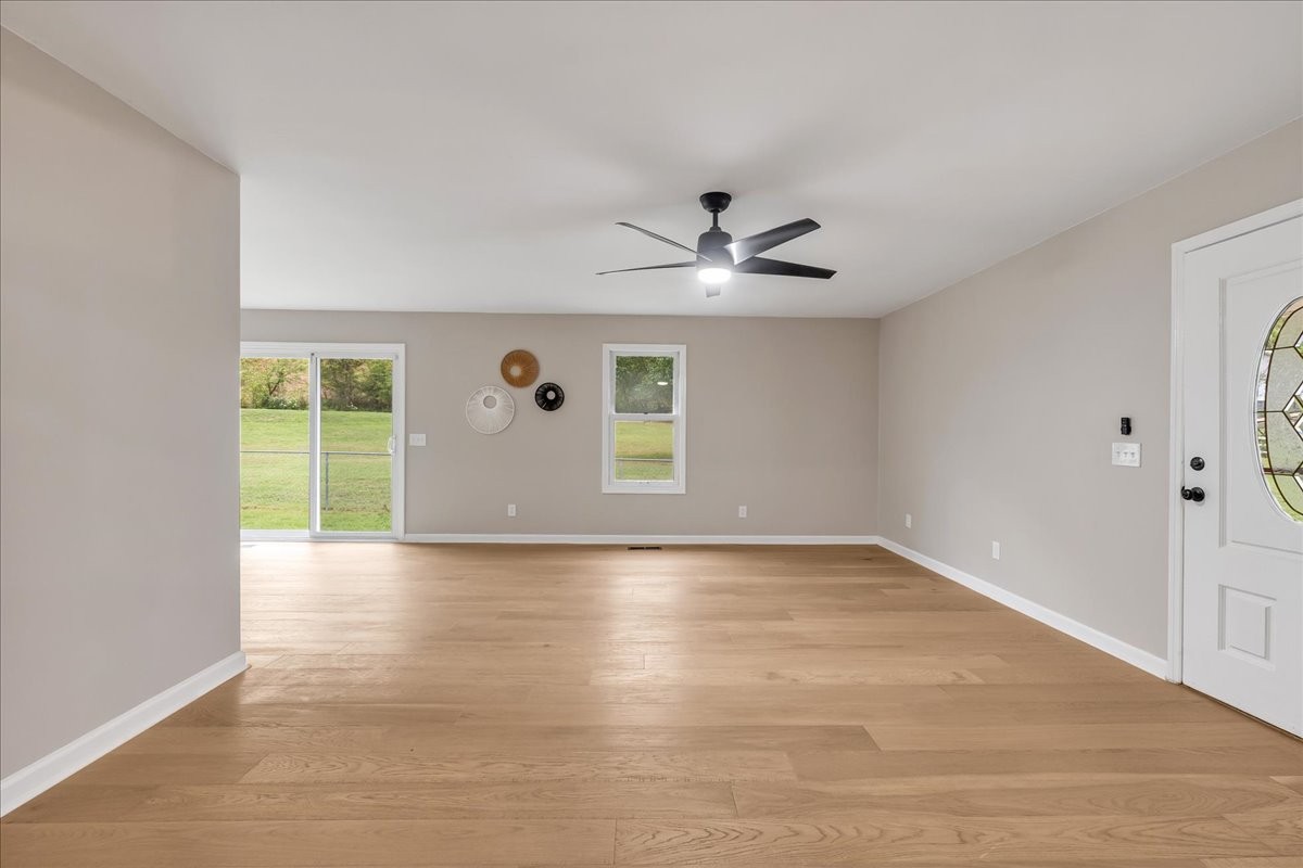 315 Little Creek Road Pleasant Shade TN 37145