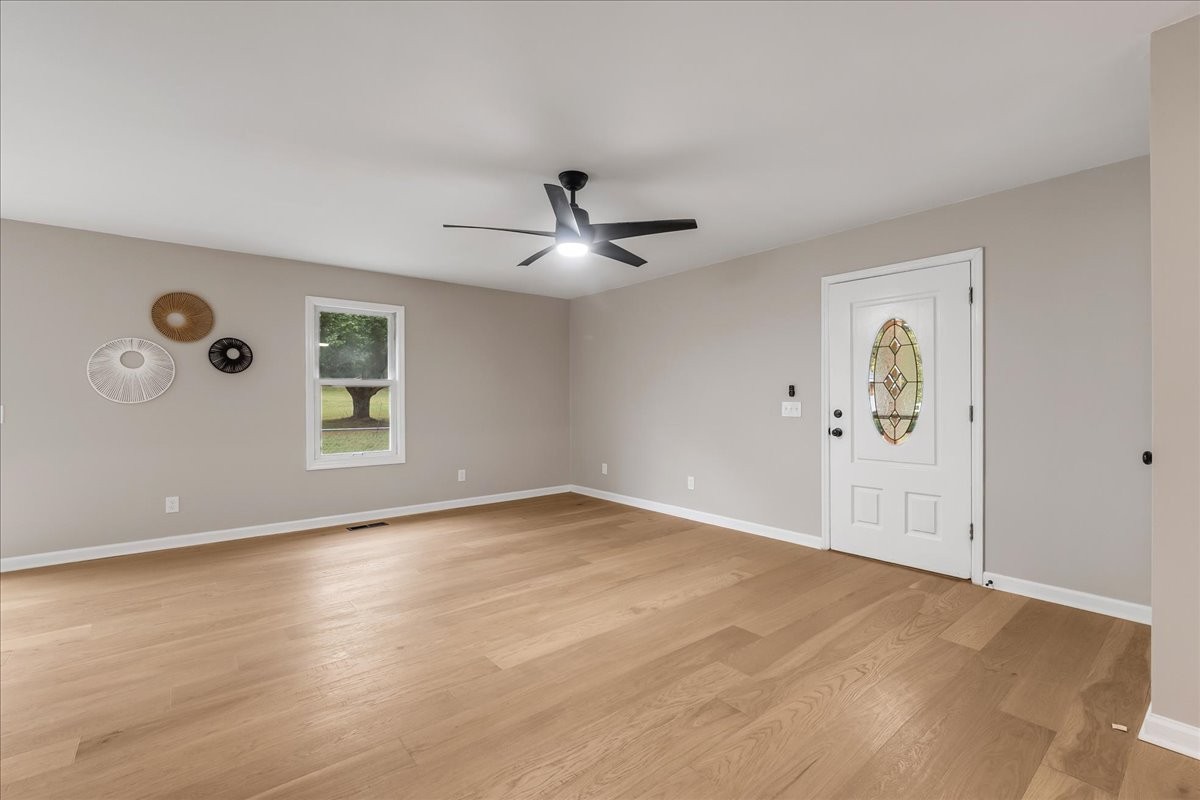 315 Little Creek Road Pleasant Shade TN 37145
