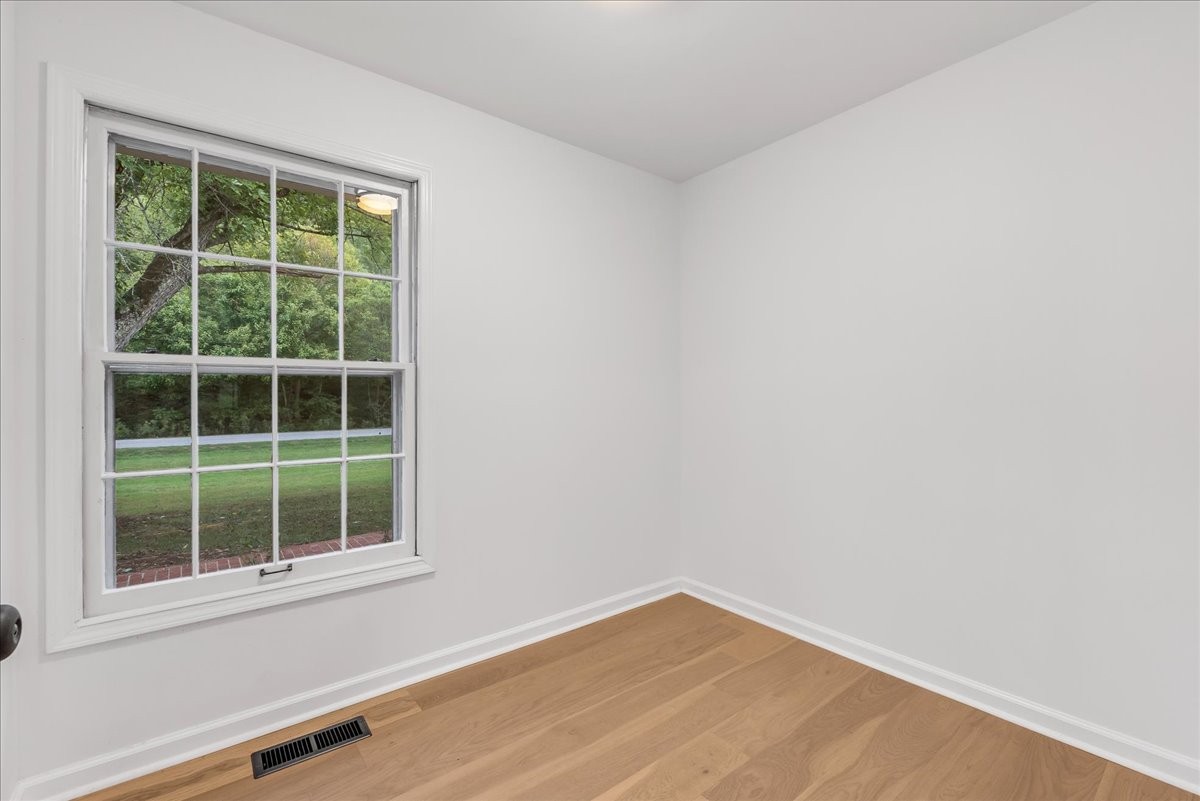 315 Little Creek Road Pleasant Shade TN 37145