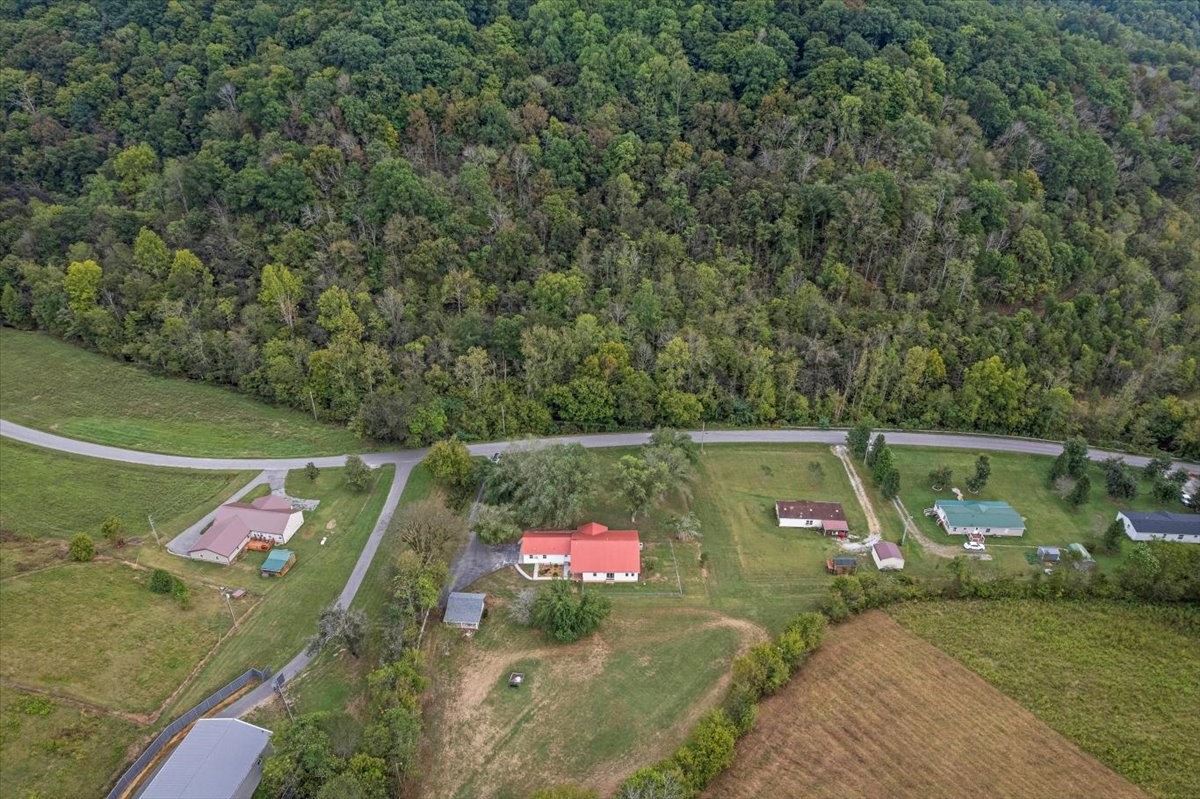 315 Little Creek Road Pleasant Shade TN 37145