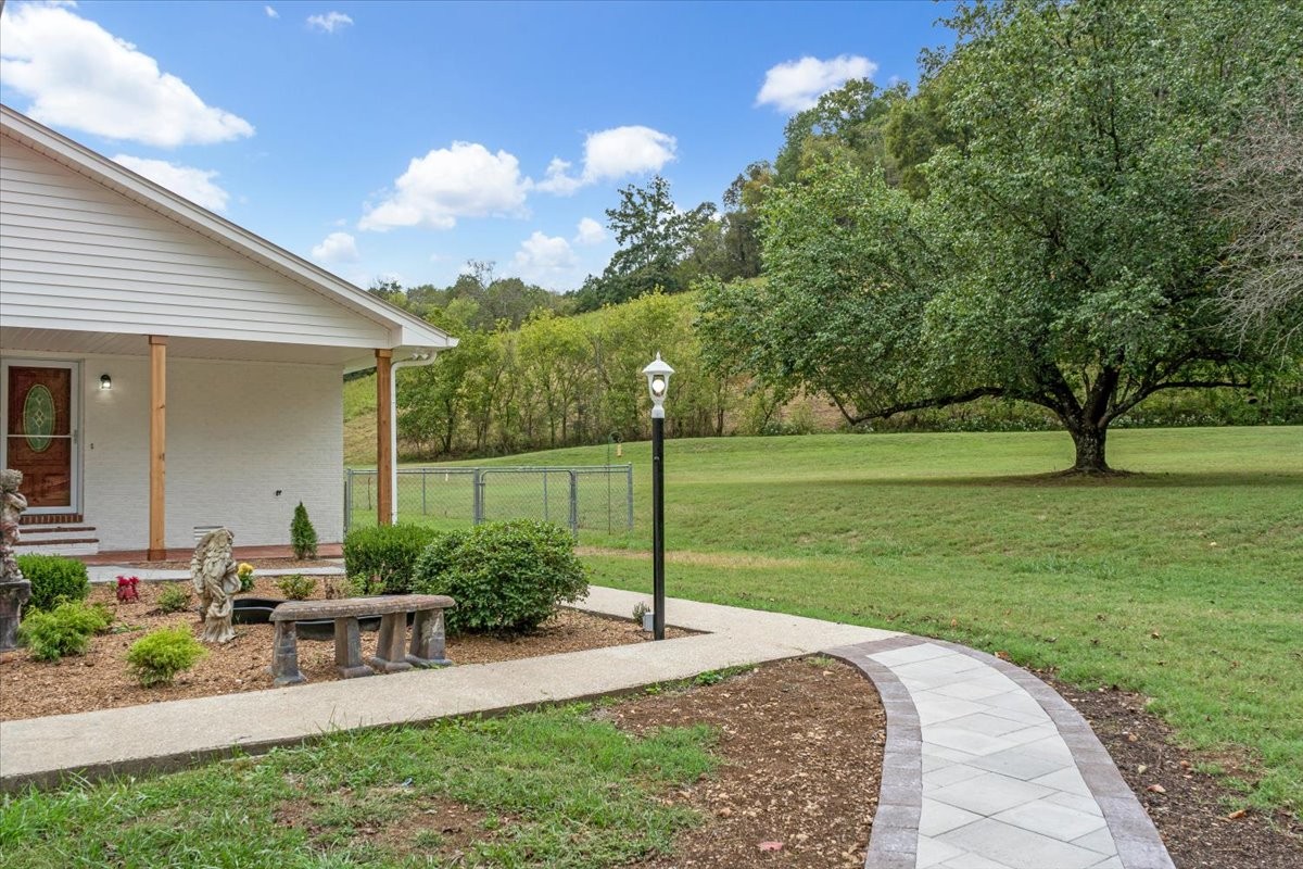 315 Little Creek Road Pleasant Shade TN 37145