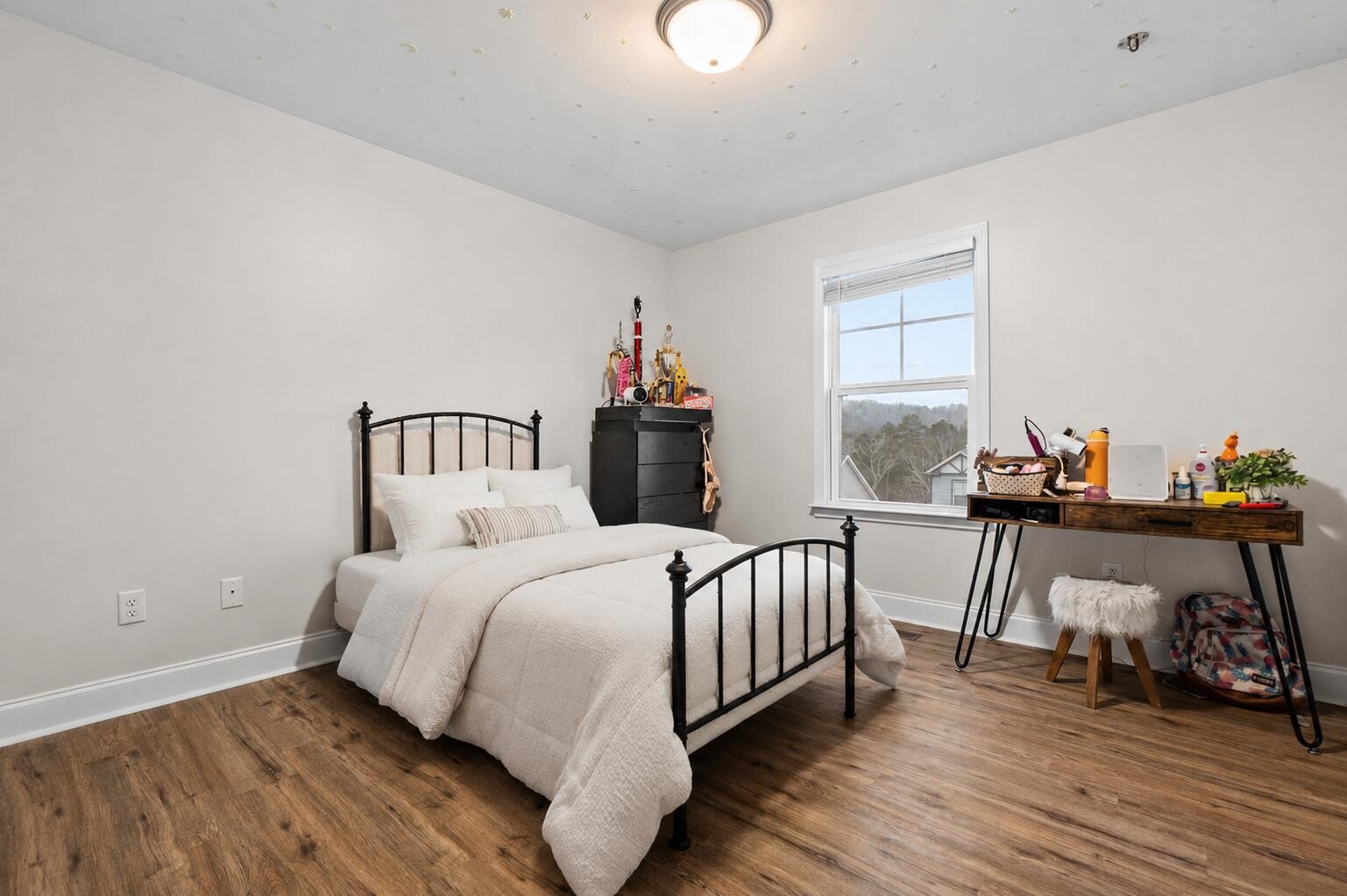 6864 Steep Hill Ooltewah TN 37363