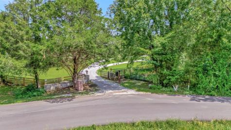 1605 Big Springs Road Lebanon TN 37087