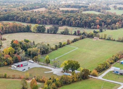 320 Capps Farm Lane Mc Ewen TN 37101