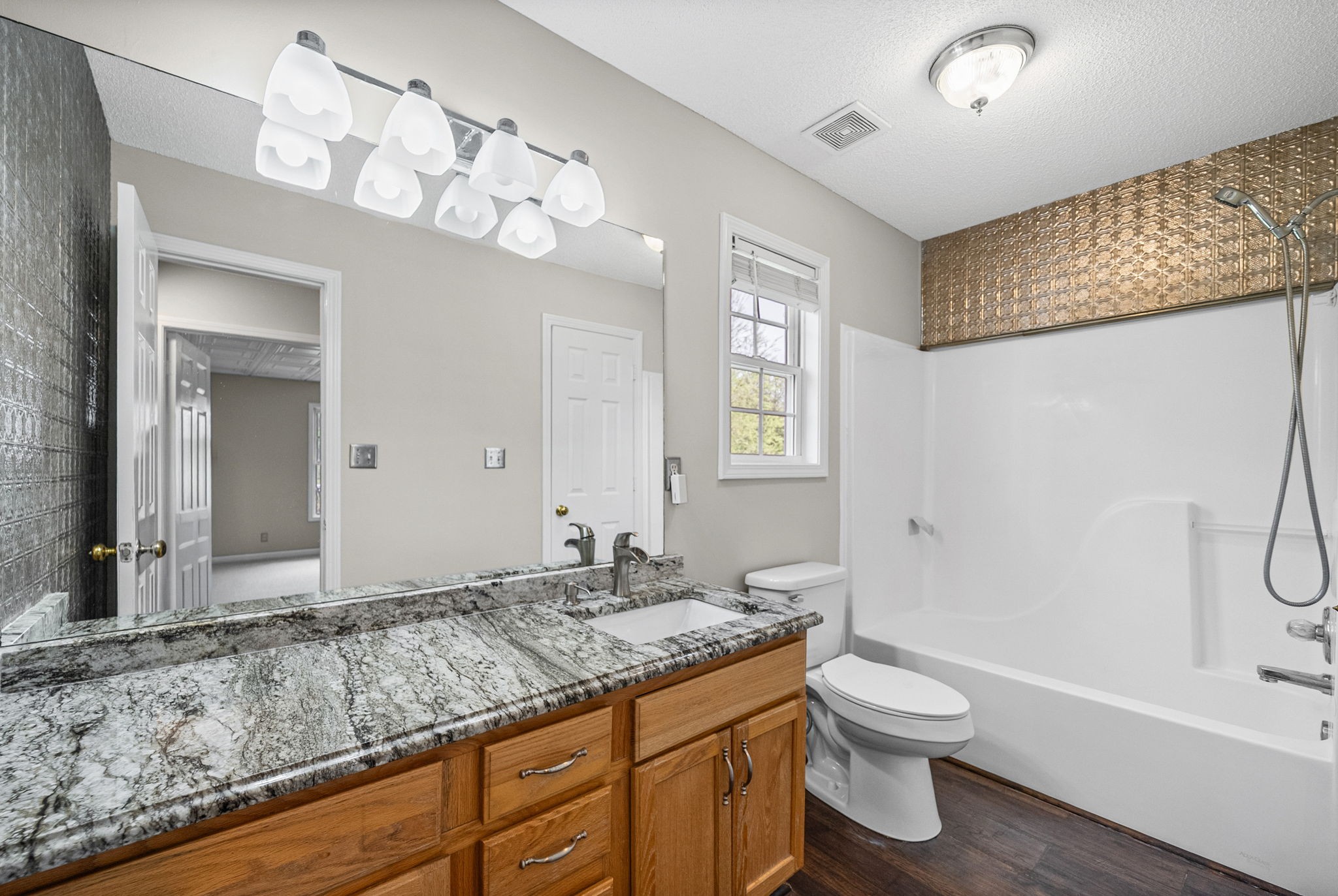 1209 Shorehaven Drive Clarksville TN 37042