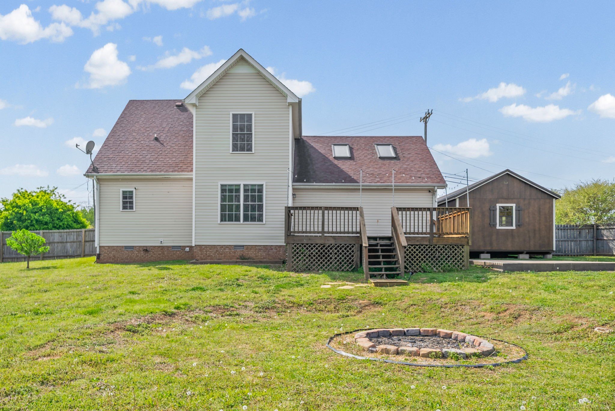 1209 Shorehaven Drive Clarksville TN 37042