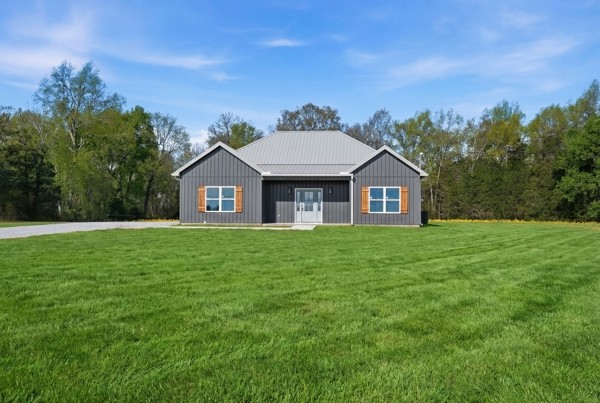 1180 Belfast Farmington Road Lewisburg TN 37091