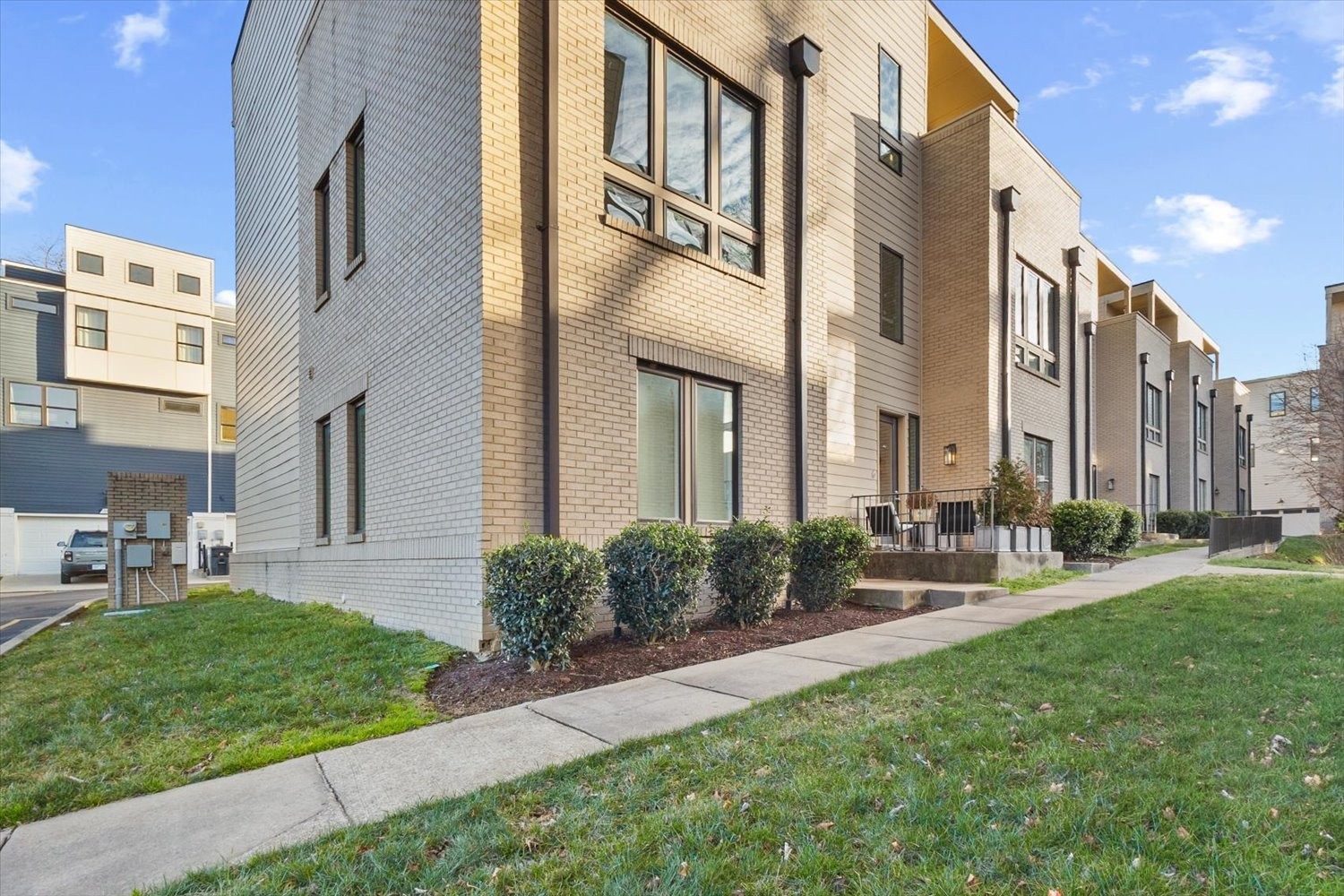 719 Douglas Avenue Nashville TN 37207