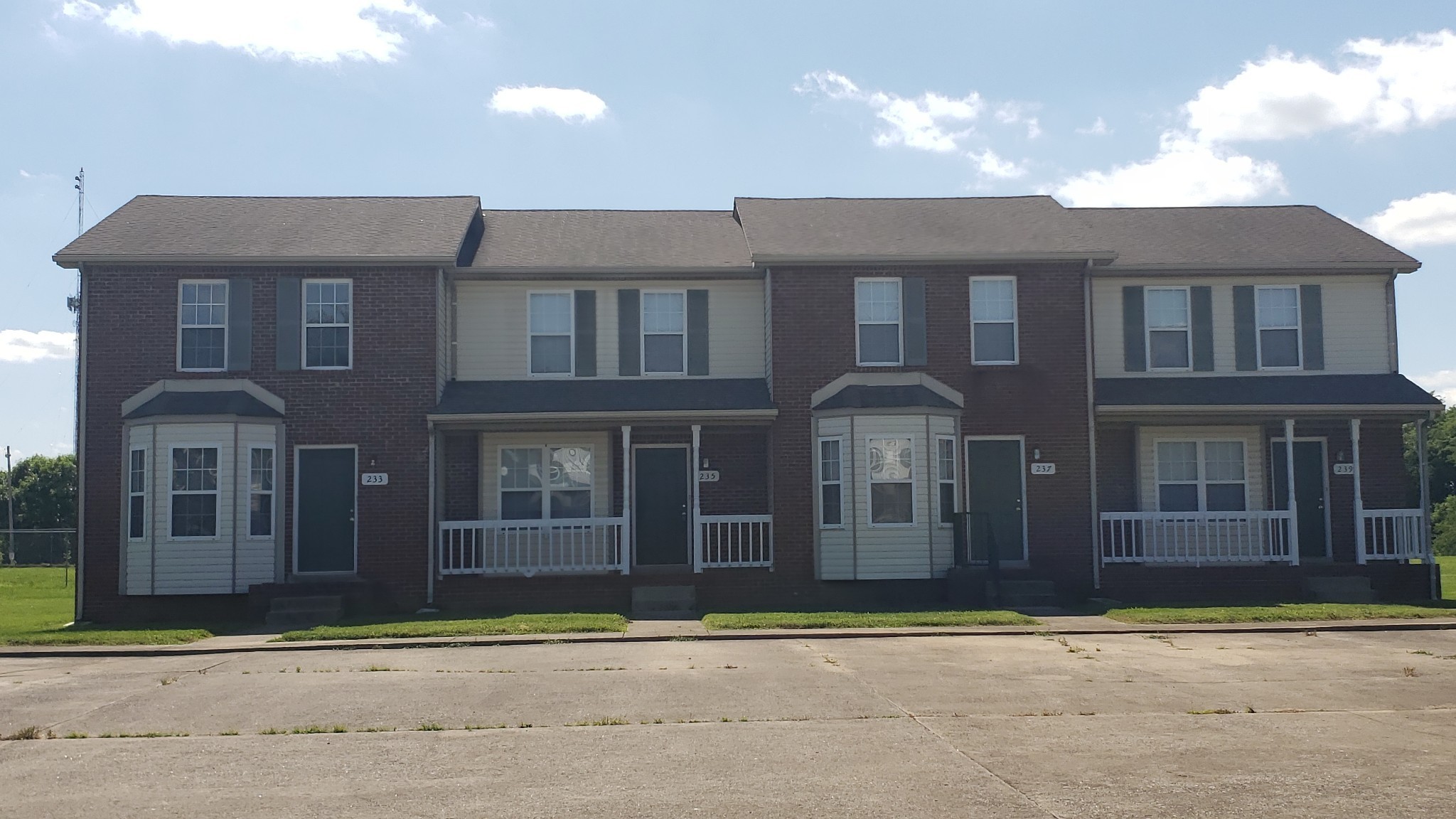 237 Tree Line Drive Oak Grove KY 42262