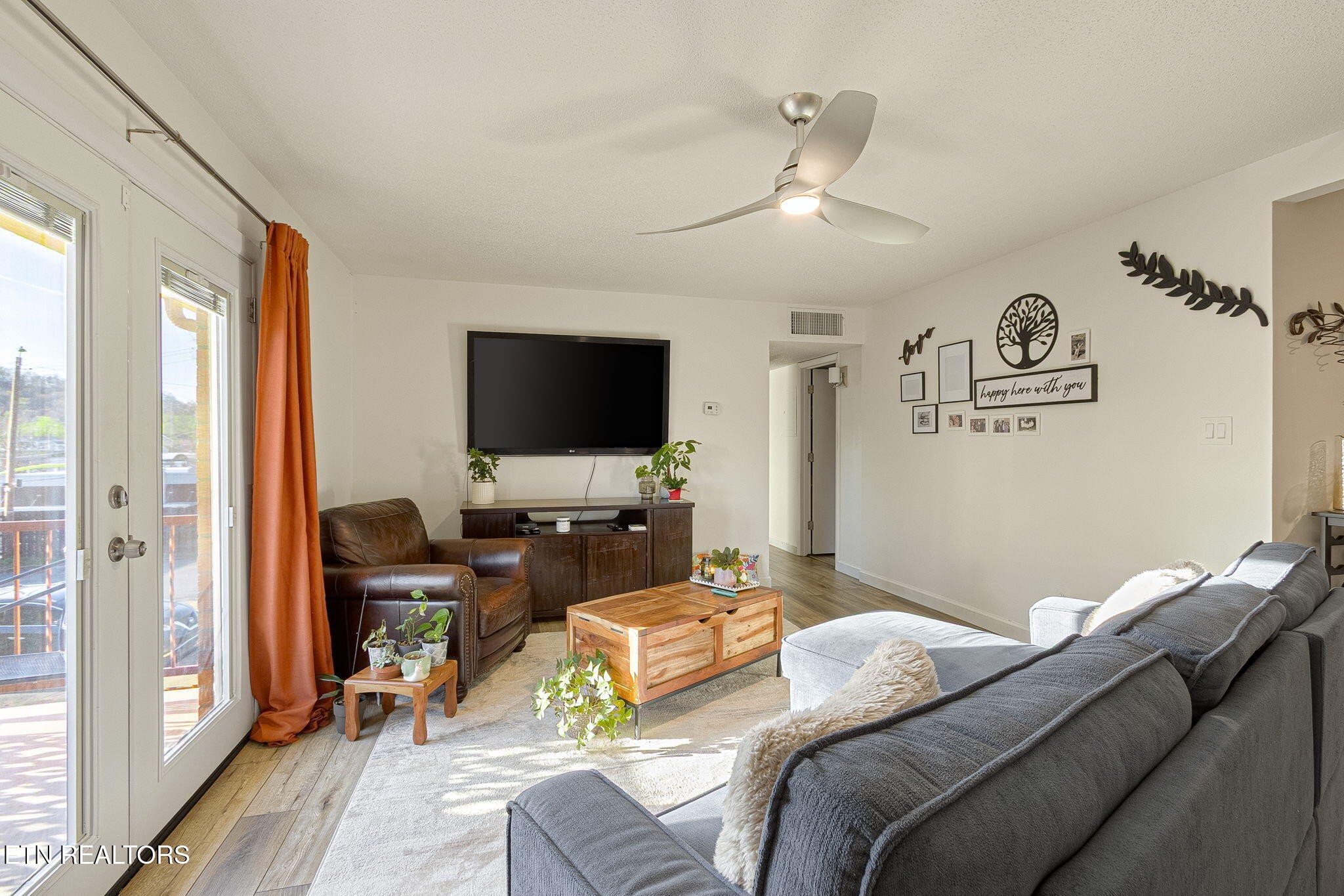 3104 N Broadway Street Knoxville TN 37917