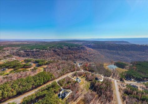 3685 Crockett Point Jasper TN 37347