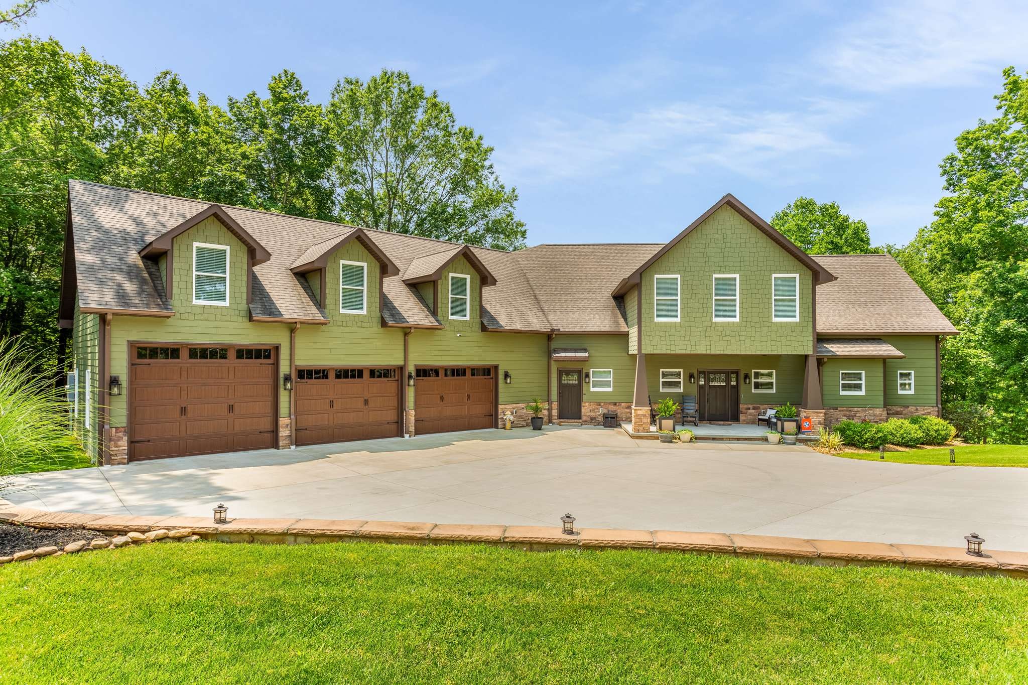 21 W Rockcrest Circle Winchester TN 37398