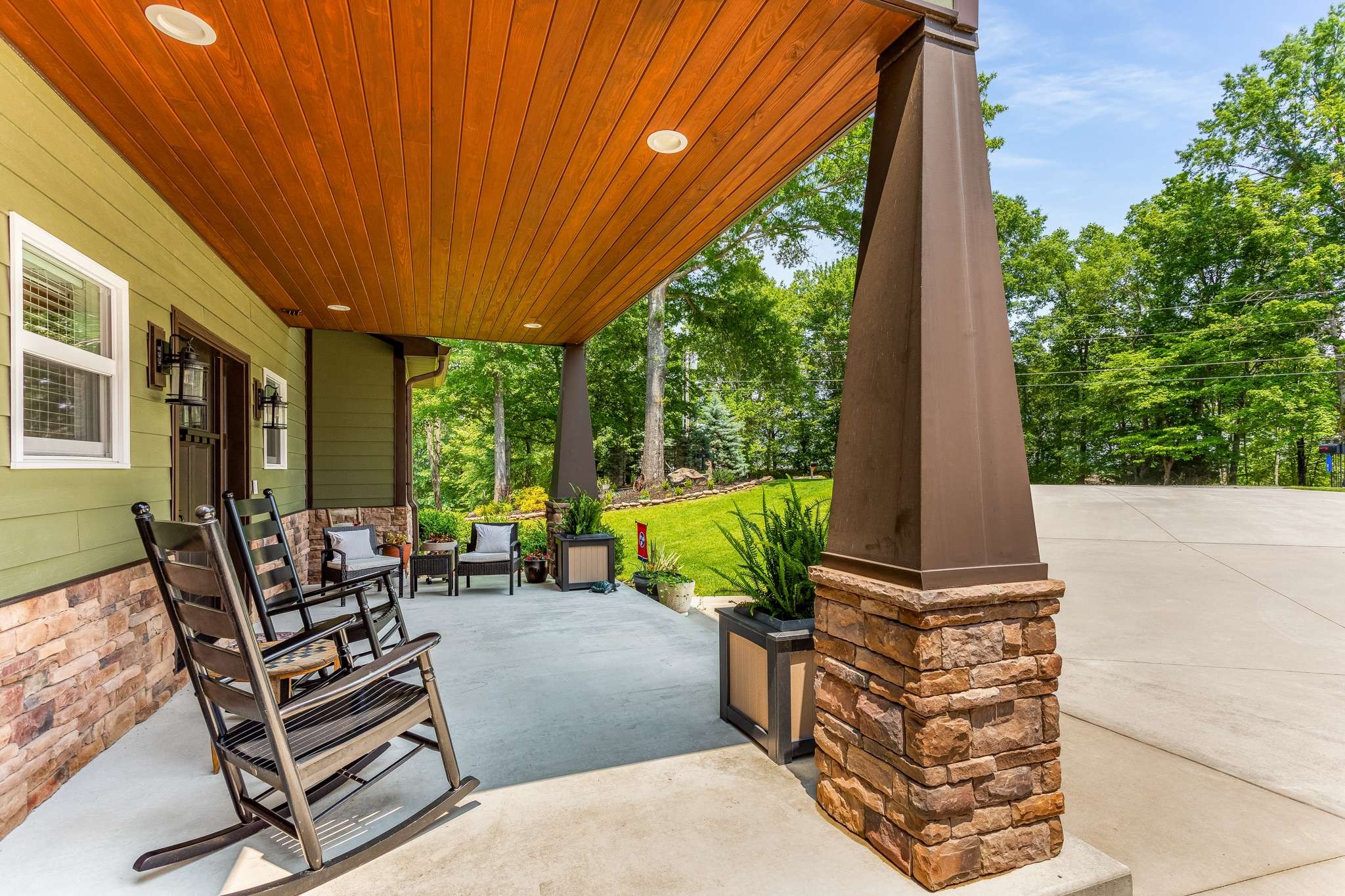 21 W Rockcrest Circle Winchester TN 37398