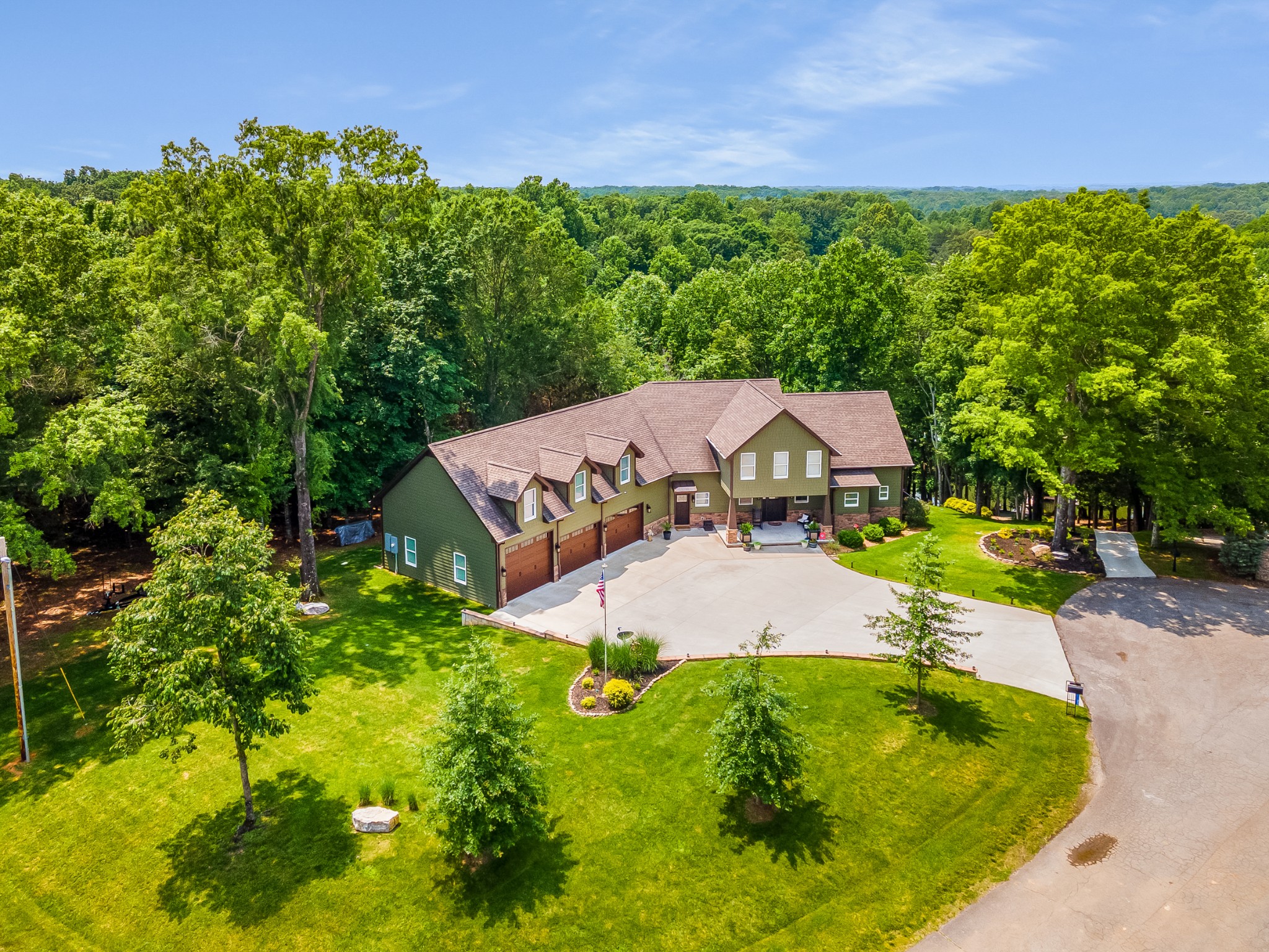 21 W Rockcrest Circle Winchester TN 37398