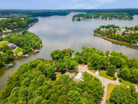 21 W Rockcrest Circle Winchester TN 37398
