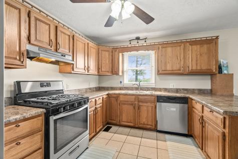 674 Lakeside Drive Springfield TN 37172
