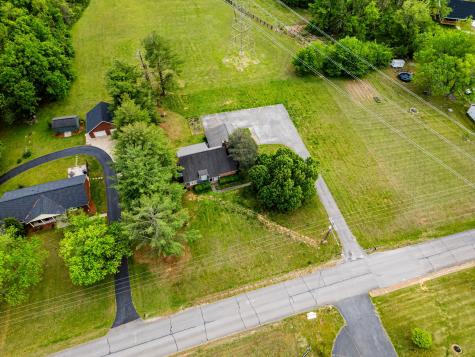 674 Lakeside Drive Springfield TN 37172
