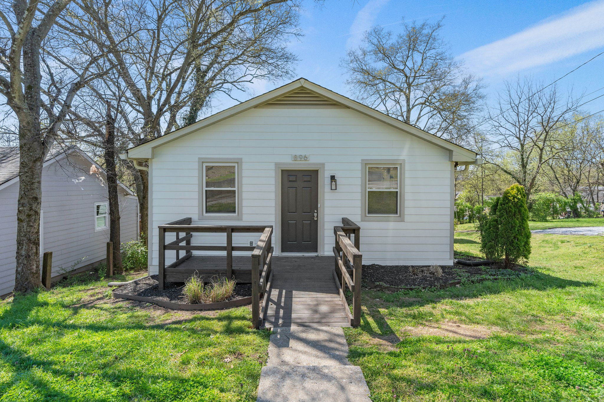 896 W Sharpe Avenue Nashville TN 37206