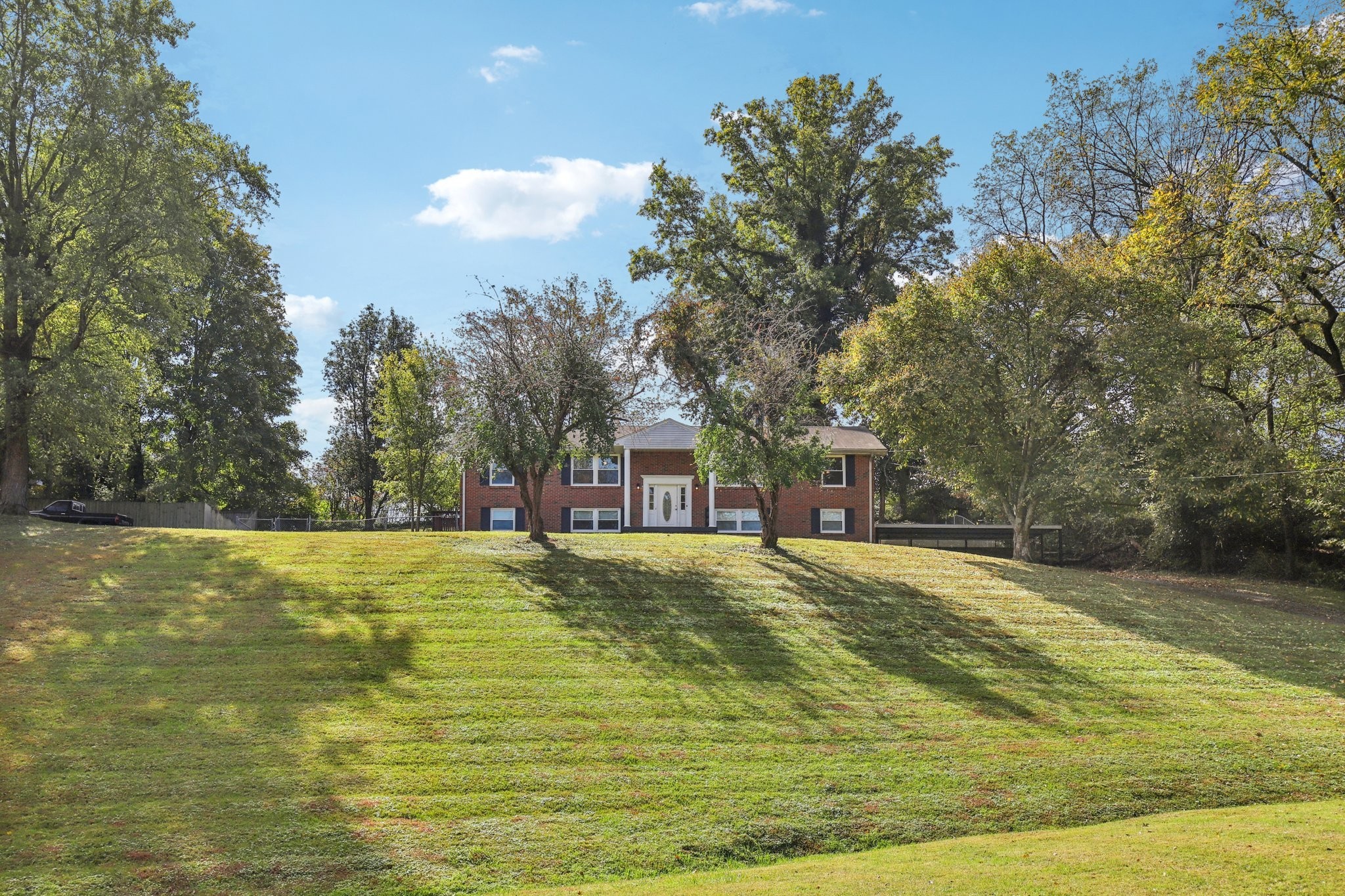 2411 Cloverdale Road Nashville TN 37214