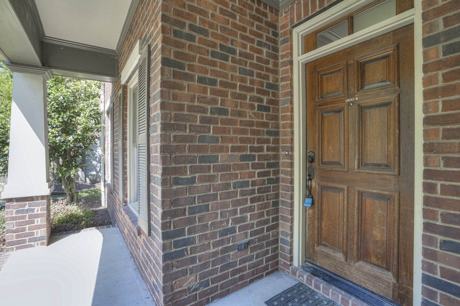 1800B Ashwood Avenue Nashville TN 37212